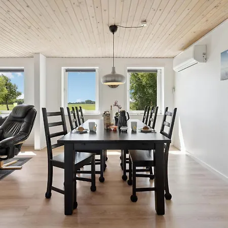 펜션 Cozy In With Kitchen Skærbæk